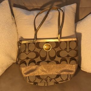 Coach Shoulder Bag